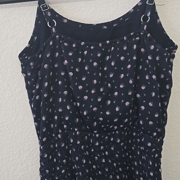 Abercrombie Kids Floral Romper. Size 9/10 - Picture 2 of 7